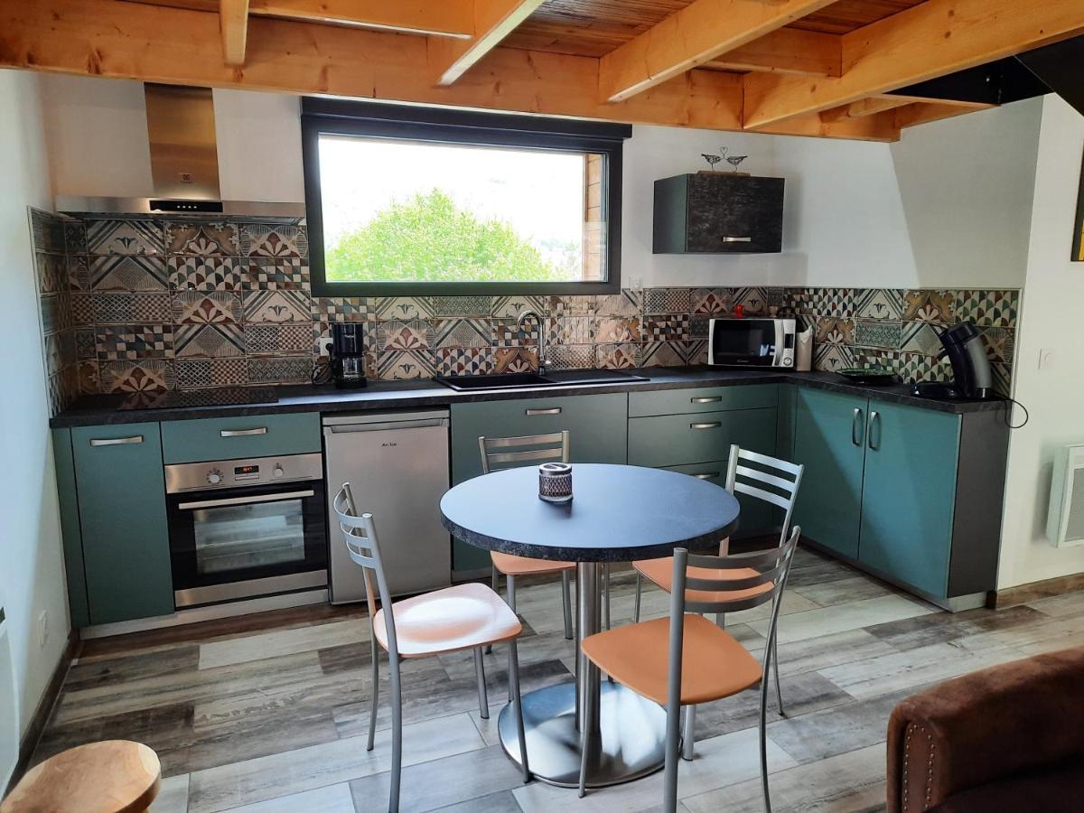 Chalet A L'Oree Du Bois Avec Parking Tournavaux Екстер'єр фото