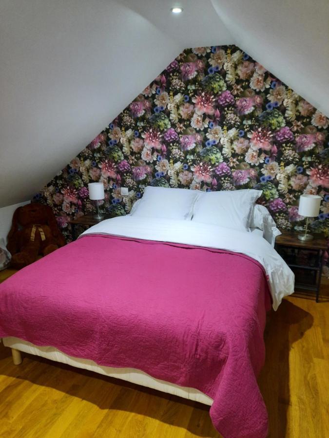 Chalet A L'Oree Du Bois Avec Parking Tournavaux Екстер'єр фото